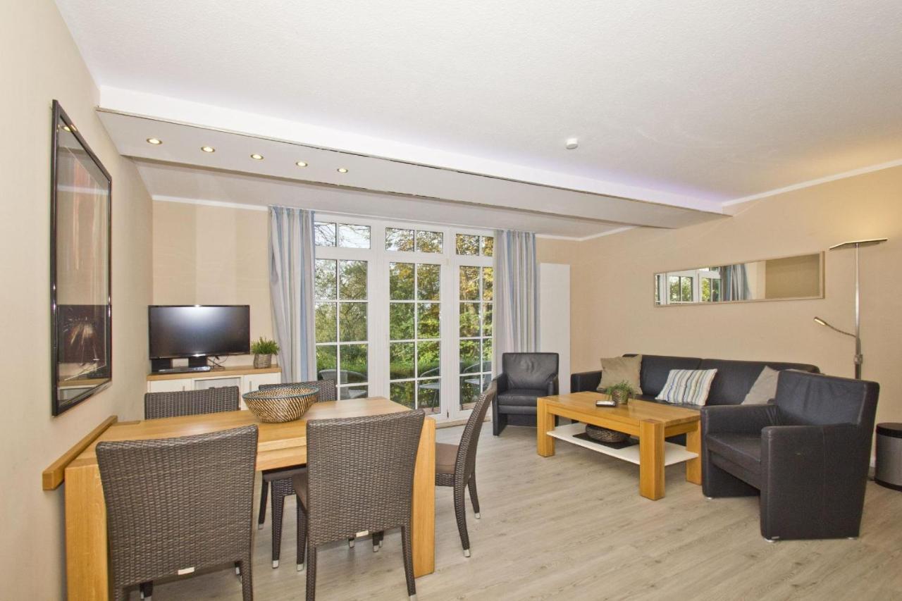 Fewo Mit Terrasse, Gratis Nutzung Vom Ahoi Erlebnisbad Und Sauna In Sellin - Haus Blick Zur See Fewo 13 Goehren  Exteriör bild