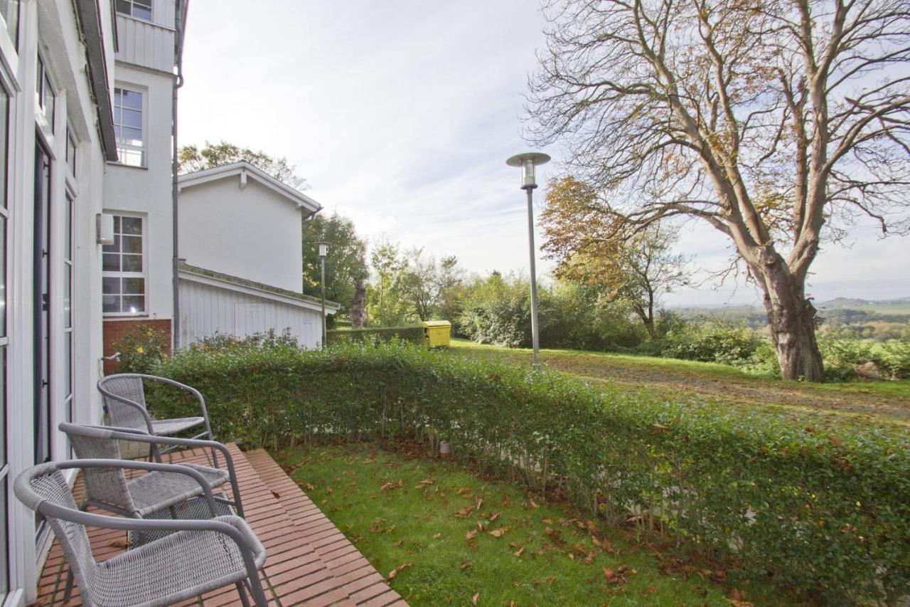 Fewo Mit Terrasse, Gratis Nutzung Vom Ahoi Erlebnisbad Und Sauna In Sellin - Haus Blick Zur See Fewo 13 Goehren  Exteriör bild