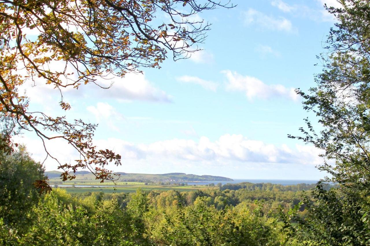 Fewo Mit Terrasse, Gratis Nutzung Vom Ahoi Erlebnisbad Und Sauna In Sellin - Haus Blick Zur See Fewo 13 Goehren  Exteriör bild