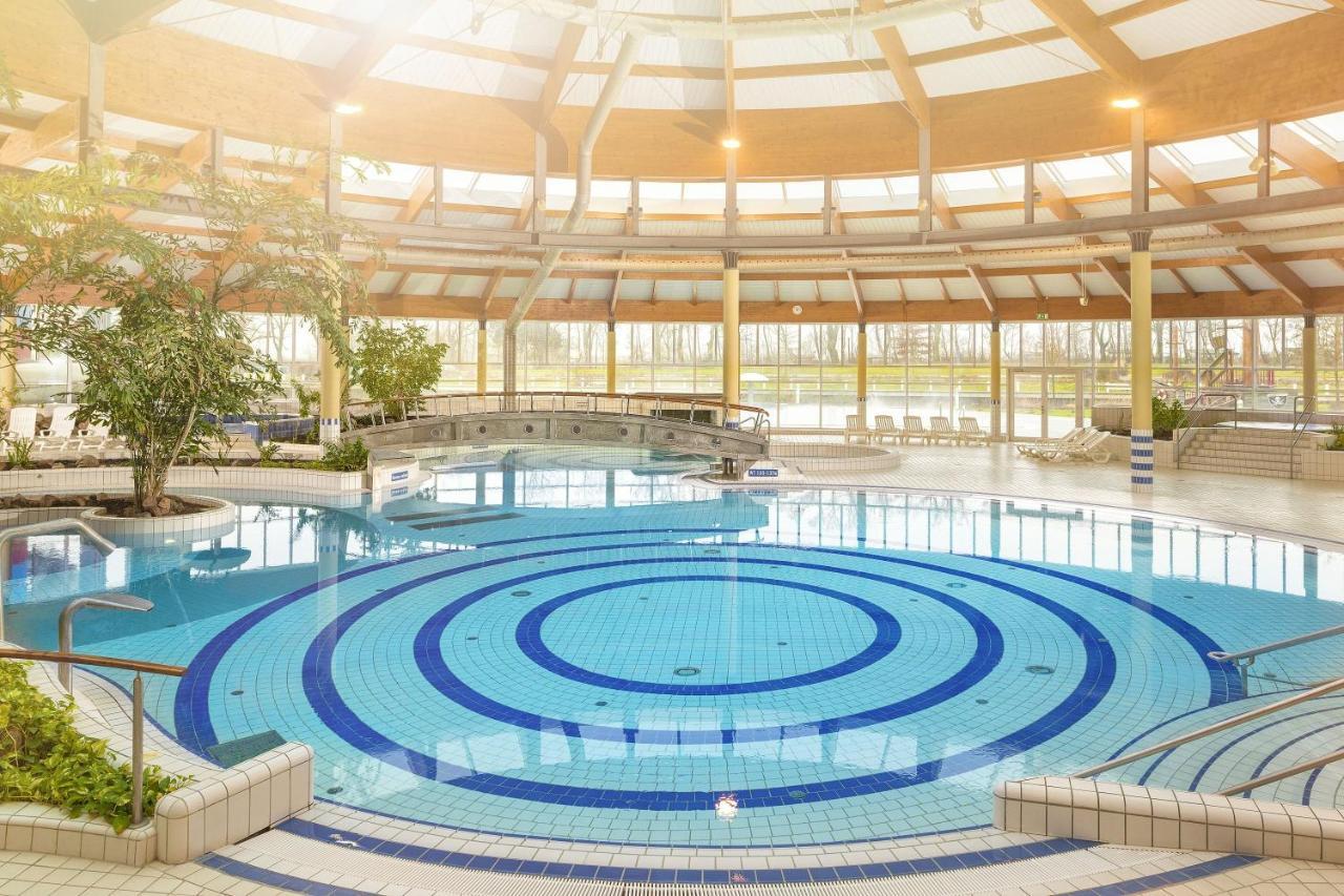 Fewo Mit Terrasse, Gratis Nutzung Vom Ahoi Erlebnisbad Und Sauna In Sellin - Haus Blick Zur See Fewo 13 Goehren  Exteriör bild