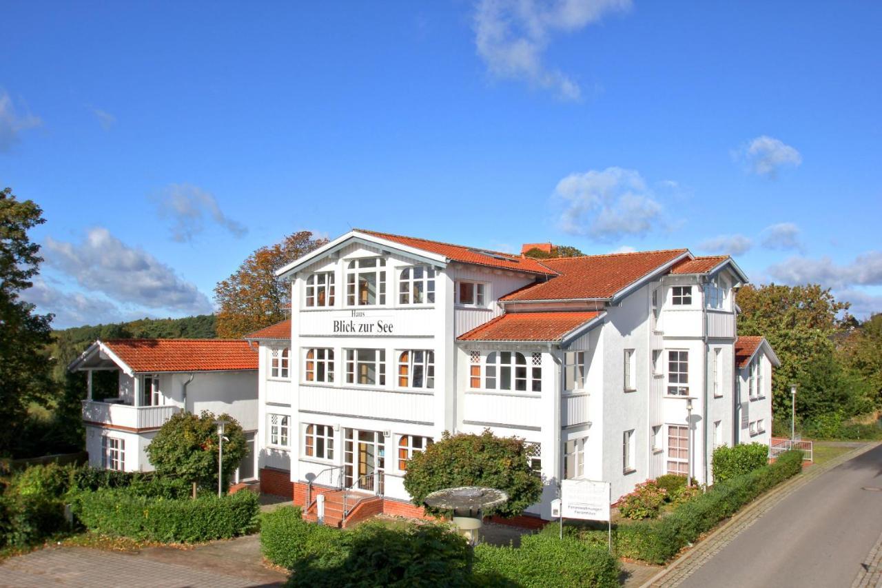 Fewo Mit Terrasse, Gratis Nutzung Vom Ahoi Erlebnisbad Und Sauna In Sellin - Haus Blick Zur See Fewo 13 Goehren  Exteriör bild